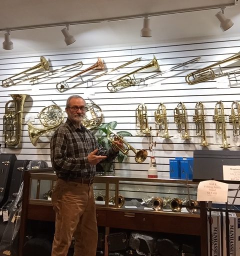 Brass instrument store shop